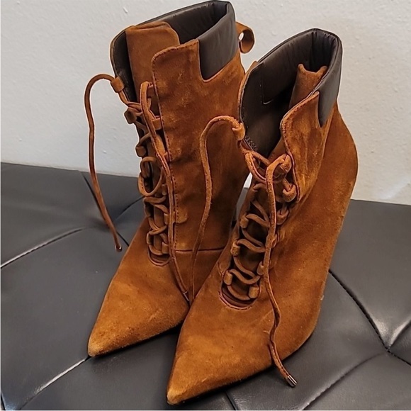 Good American  Scandal Lace Up High Heel Booties - Picture 5 of 10